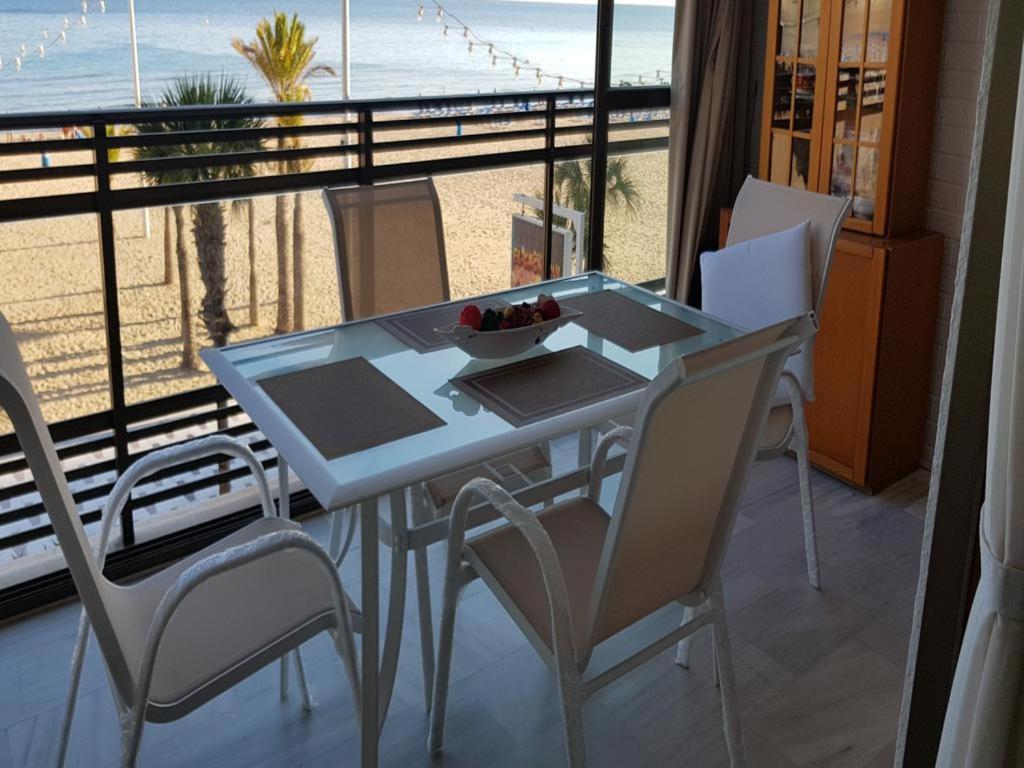 1ªLinea 4-5 pax Wifi-Benidorm1hab y 2 sofas, Aire, Playa Levante Apt Cachirulo Exterior foto