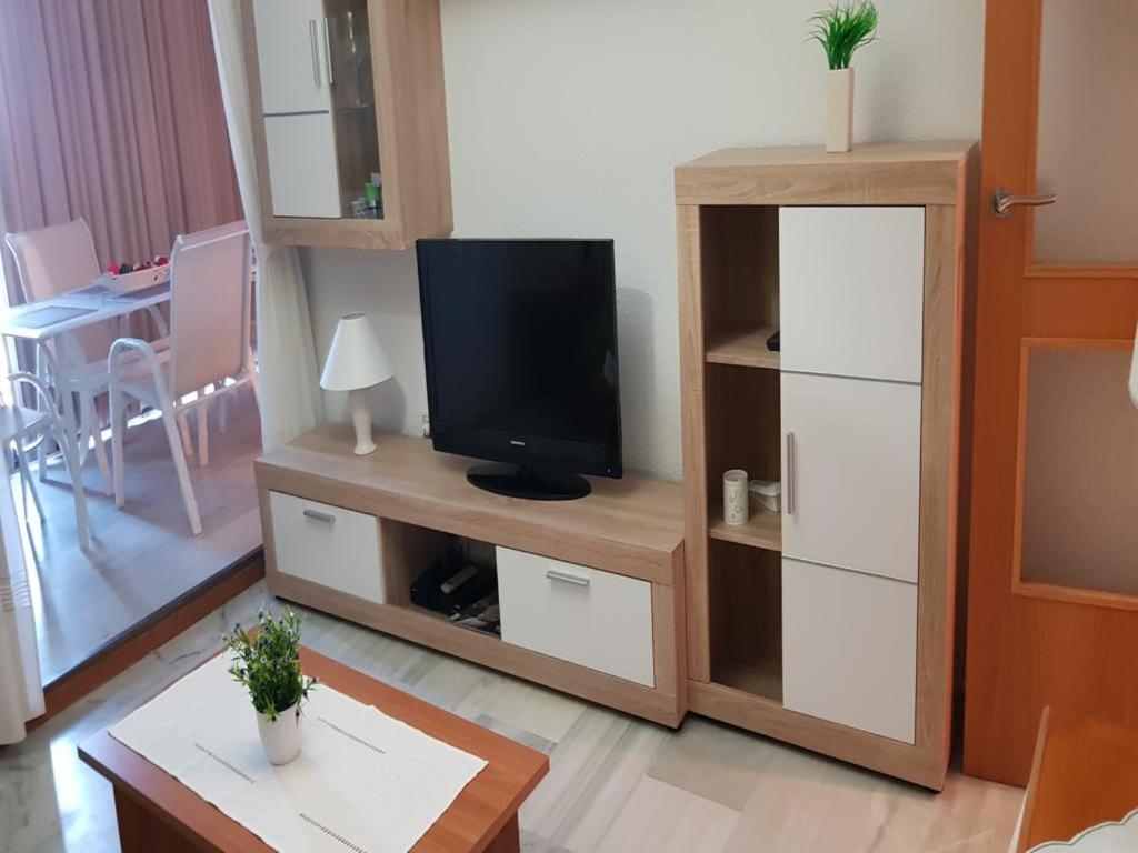 1ªLinea 4-5 pax Wifi-Benidorm1hab y 2 sofas, Aire, Playa Levante Apt Cachirulo Exterior foto