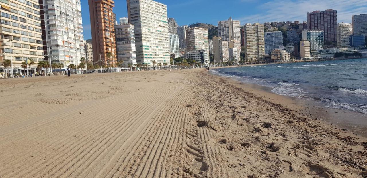1ªLinea 4-5 pax Wifi-Benidorm1hab y 2 sofas, Aire, Playa Levante Apt Cachirulo Exterior foto