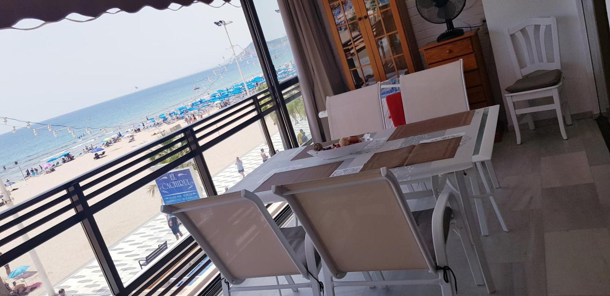 1ªLinea 4-5 pax Wifi-Benidorm1hab y 2 sofas, Aire, Playa Levante Apt Cachirulo Exterior foto