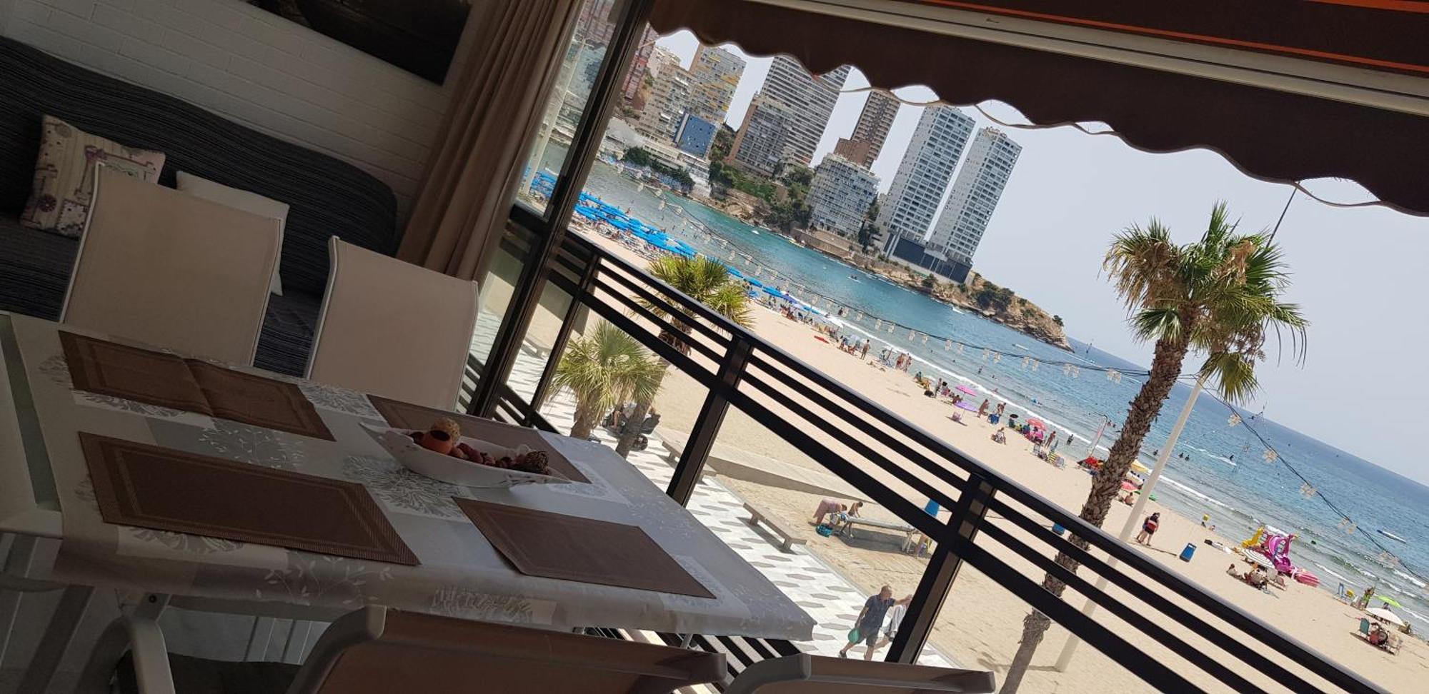 1ªLinea 4-5 pax Wifi-Benidorm1hab y 2 sofas, Aire, Playa Levante Apt Cachirulo Exterior foto